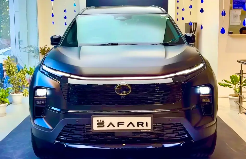 Tata Safari 2025